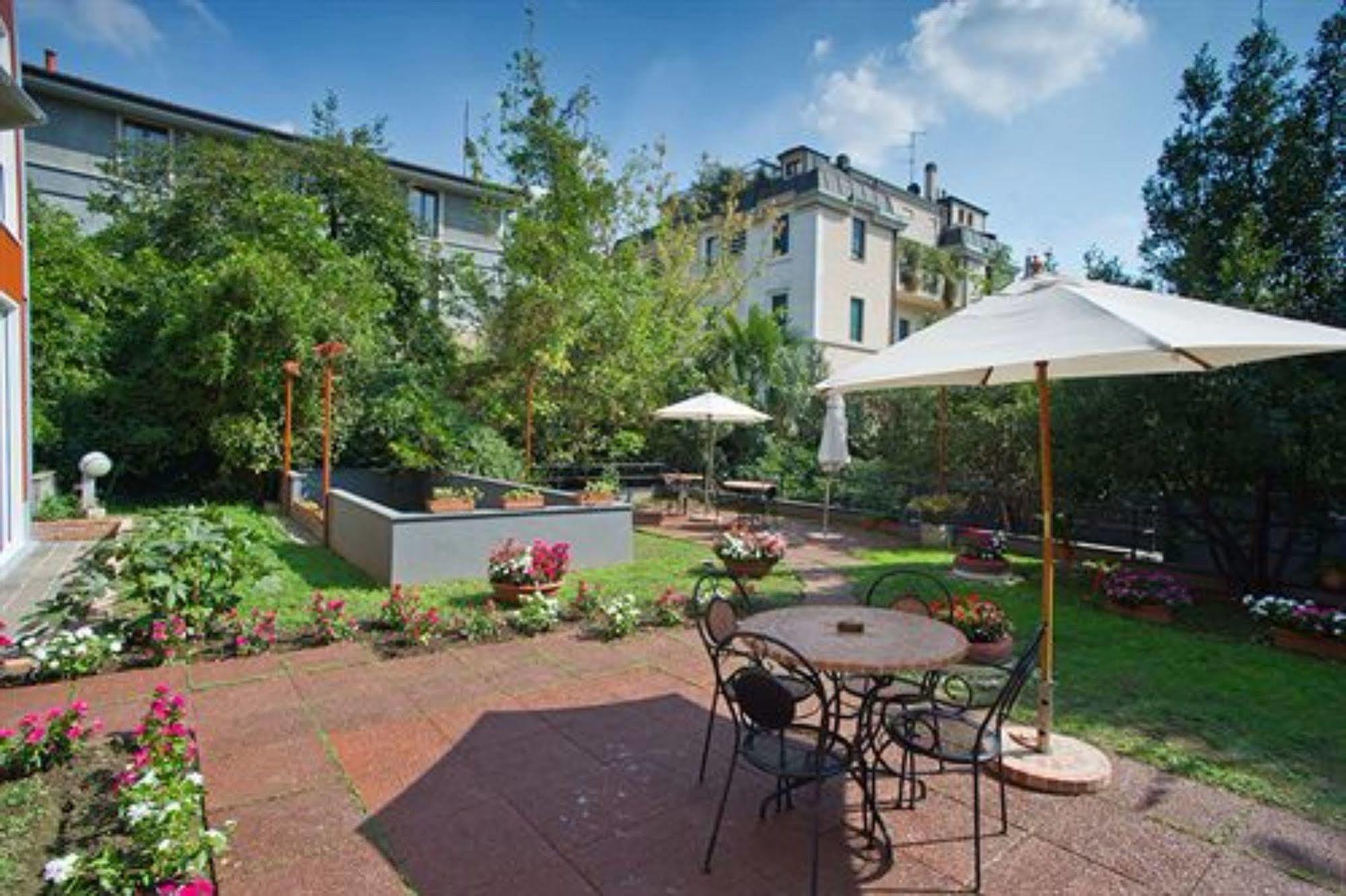 Hotel Fiera Congressi Milan Exterior photo